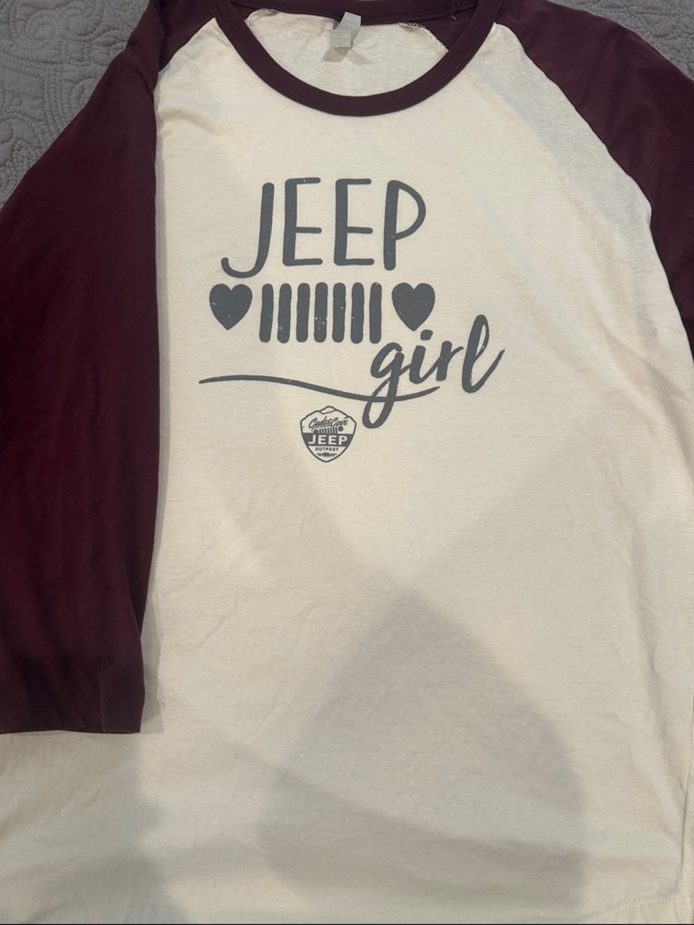 Jeep Women's Raglan Tee in Cream and Maroon